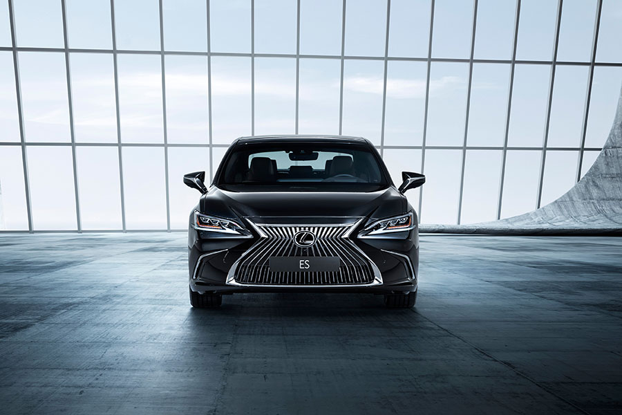 2019 Lexus ES